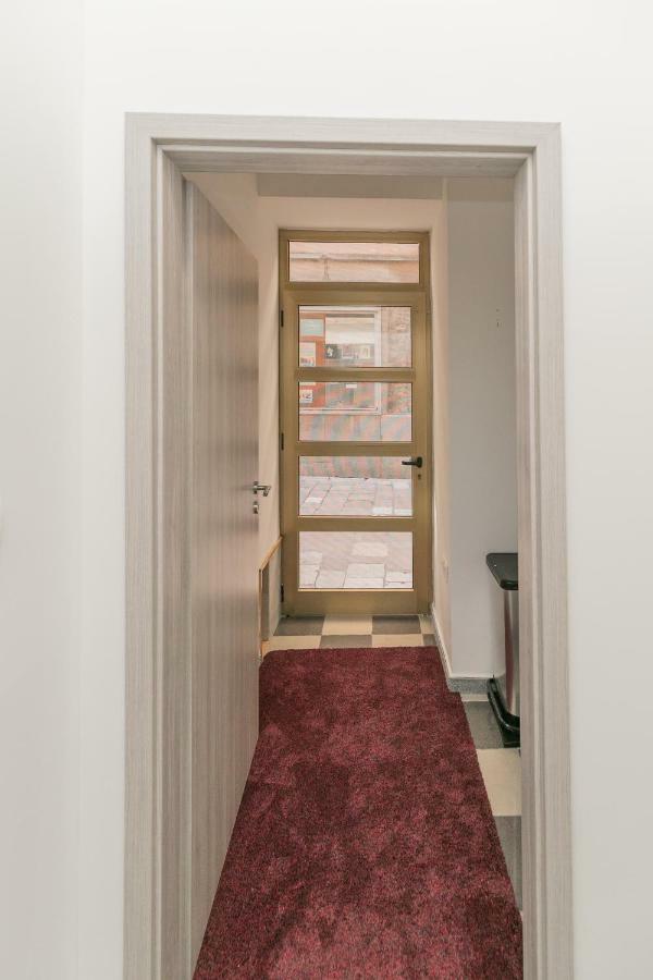 Peninsula Room ซาดาร์ ภายนอก รูปภาพ